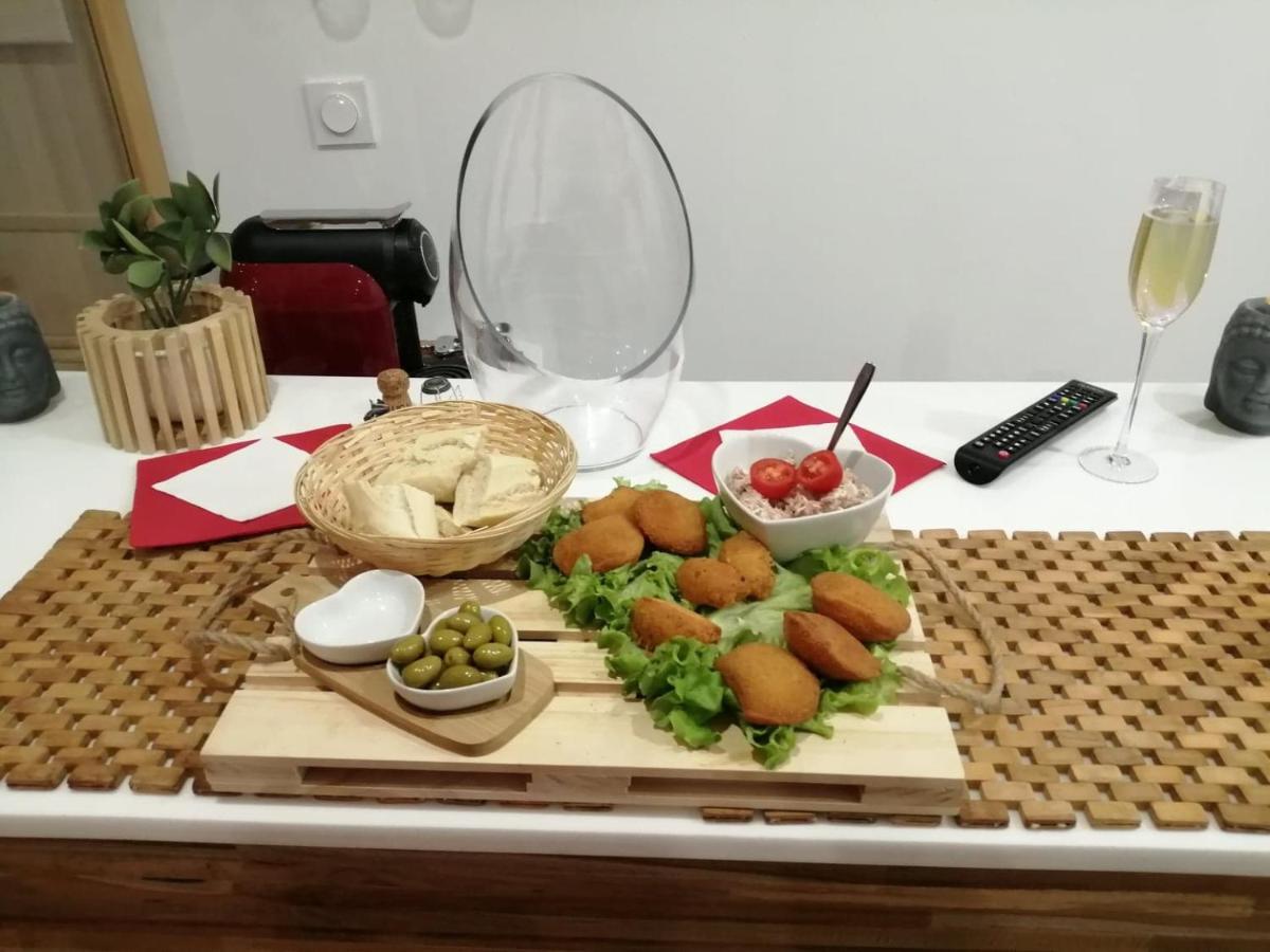 Le Reve De Lily Bed & Breakfast Les Vigneres Luaran gambar