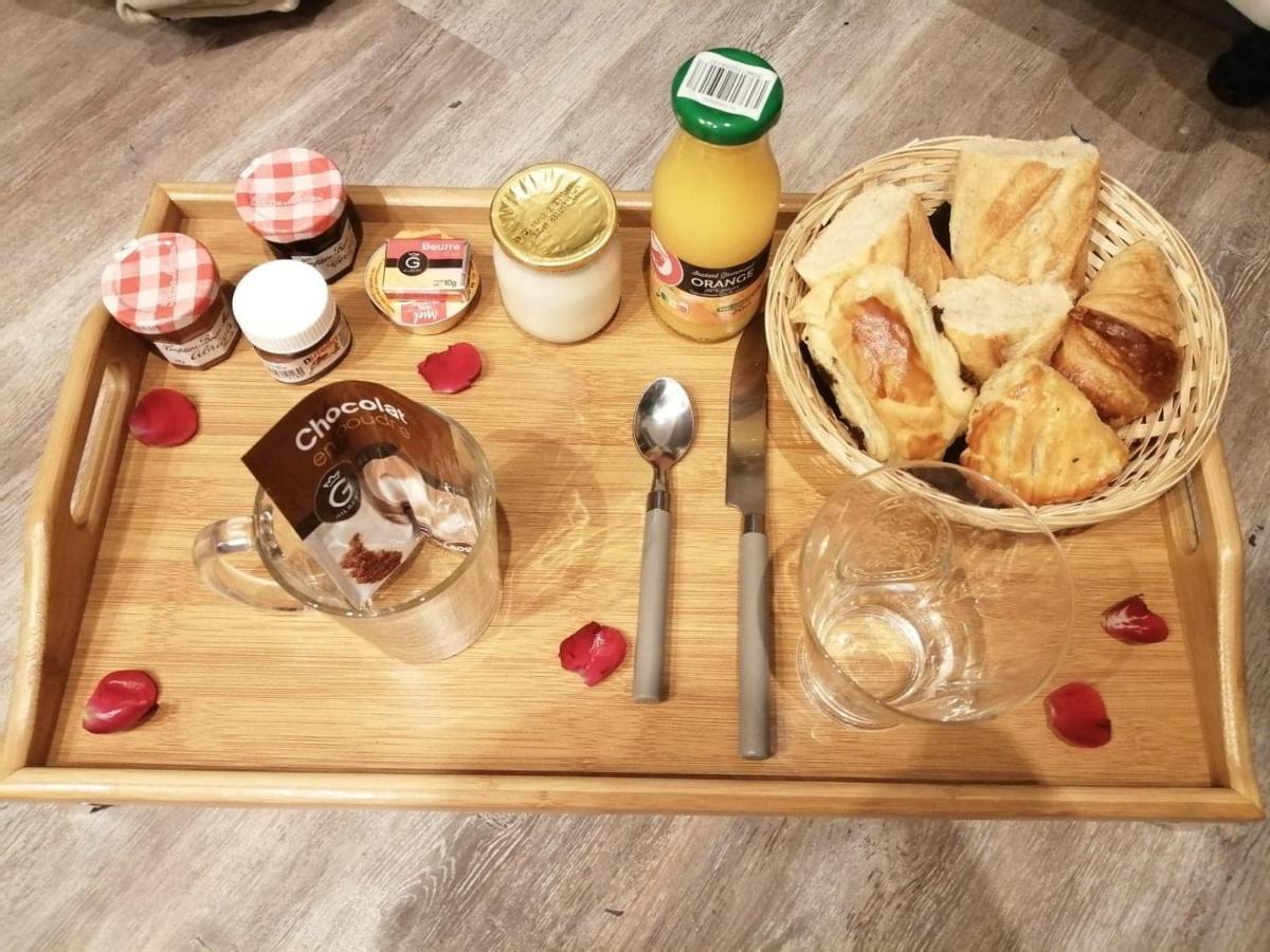 Le Reve De Lily Bed & Breakfast Les Vigneres Luaran gambar